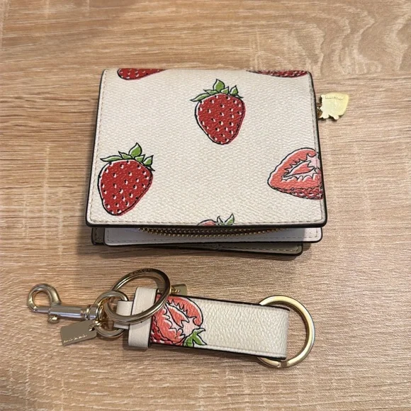 Coach White Wallet with Strawberry Print - Picture 10 of 10
